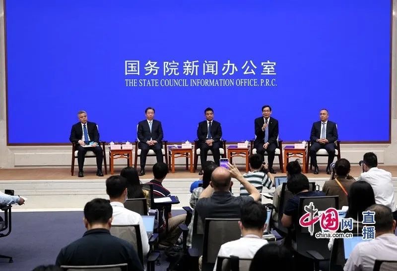 中表记者碰头会上，周育先谈若何弘扬企业家心灵